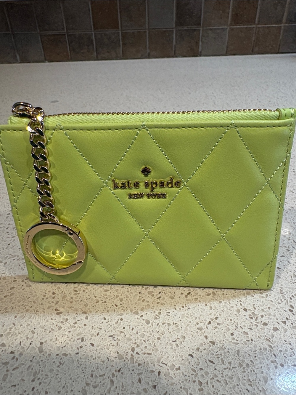 kate spade NWOT lime quilted leather zip card case with gold keyring